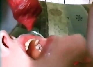 This mature woman wants to fuck a cute labrador