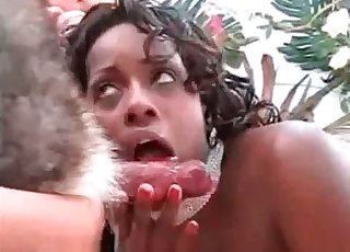 Ebony loves dog’s juicy load